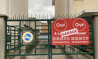 Garage   m² à louer à Reims (51100)