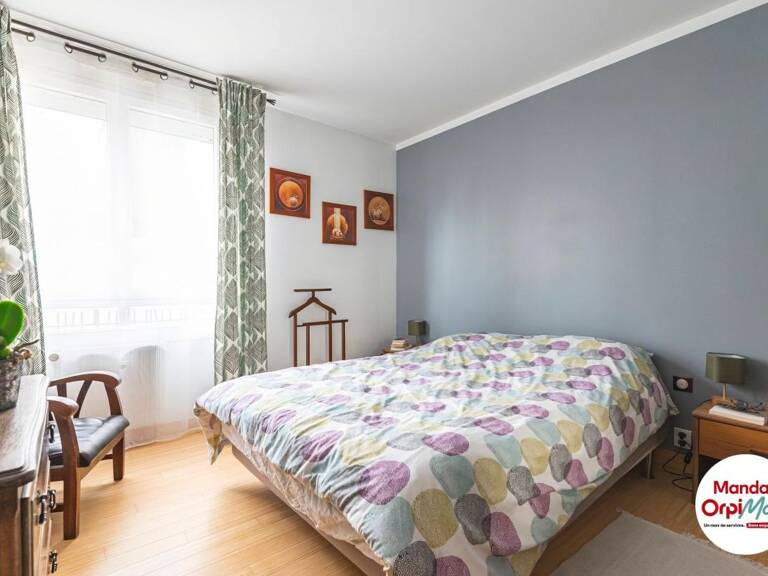 Appartement T5 avec stationnement — photo 1