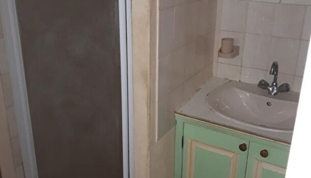 Villa / Maison 2 pièces  à louer Saint-Privat 07200