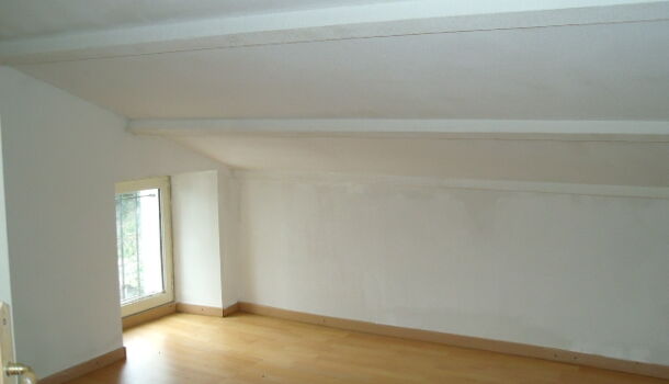 Appartement 4 pièces  à louer Aubenas 07200