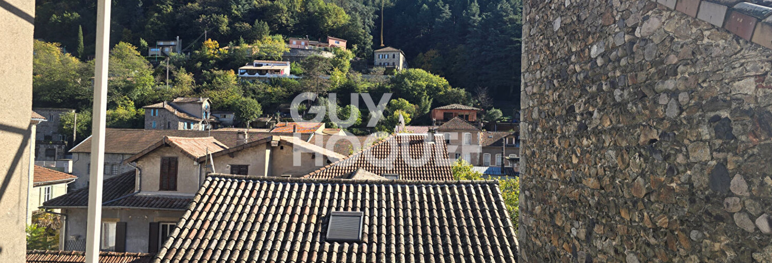 Appartement 3 Pièces 78 m² à louer à Vals-les-Bains (07600)