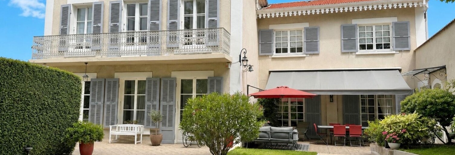 Maison 11 Pièces 230 m² à vendre à Annonay (07100)