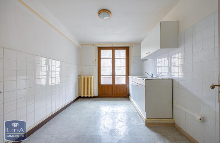 Vente appartement 3 pièces 76 m² Chambéry (73000) — photo 2