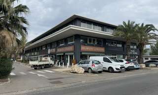 Commerce 1 Pièce 35 m² à louer à Éguilles (13510)