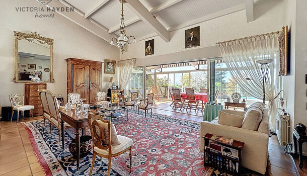 Villa / Maison 8 pièces  à vendre Morlaàs 64160