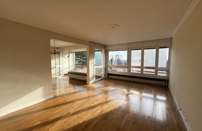 CALUIRE-ET-CUIRE - Grand appartement de 4 pièces de 96.53 m2 — photo 3
