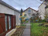 MAISON A RENOVER AVEC GARAGE — photo 2