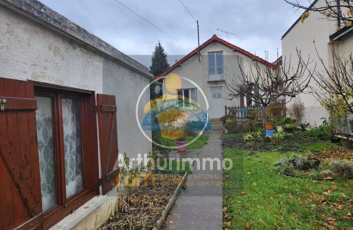 MAISON A RENOVER AVEC GARAGE — photo 2