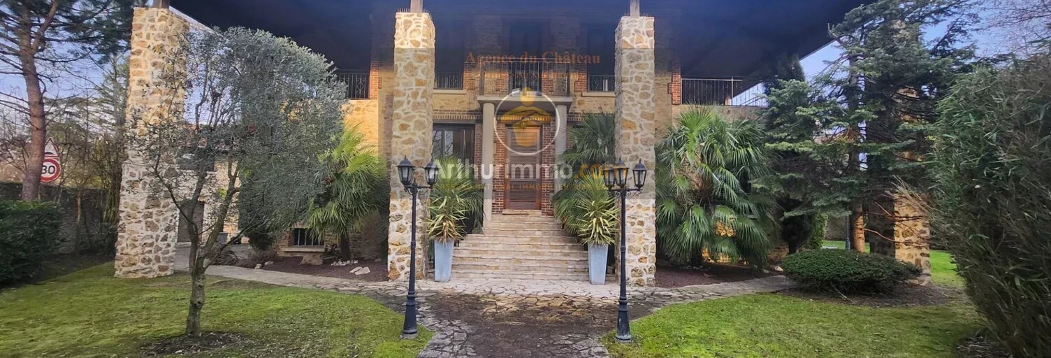 Maison 10 Pièces 254 m² à vendre à Le Plessis-Trévise (94420)