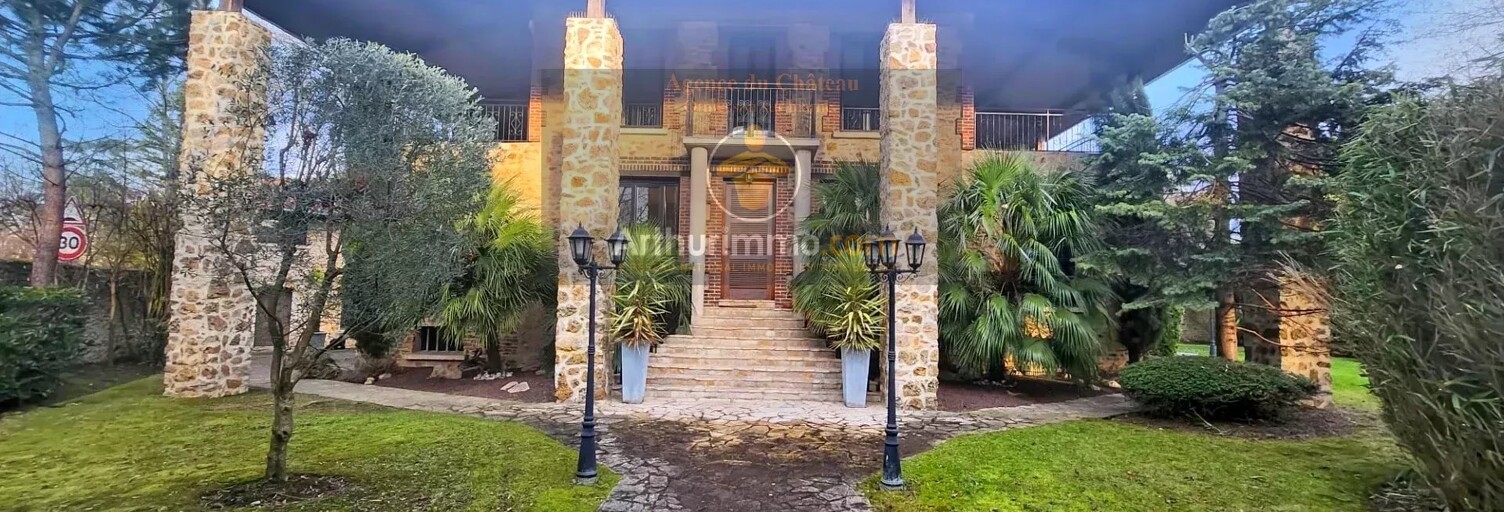 Maison 10 Pièces 254 m² à vendre à Le Plessis-Trévise (94420)