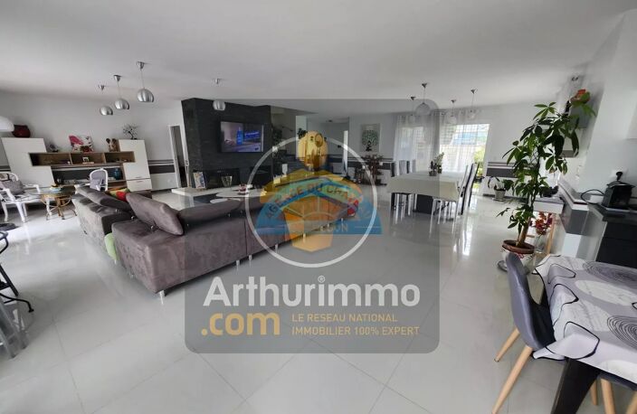Magnifique villa de 240 M² sur terrain de 775 m² Avec dépendance — photo 2