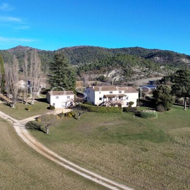 Maison 12 pièces 999000 €