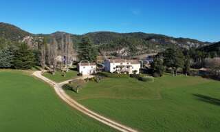 Maison 12 Pièces 287 m² à vendre à Reilhanette (26570)