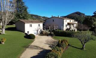 Maison 12 Pièces 287 m² à vendre à Reilhanette (26570)