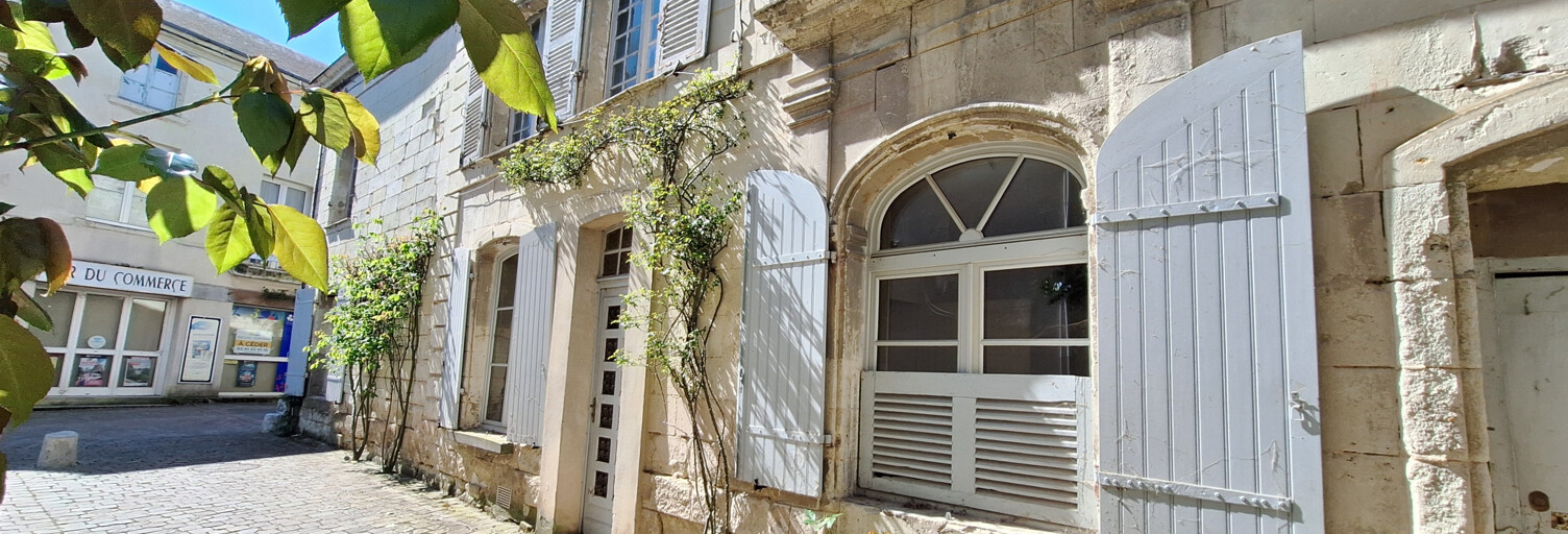 Maison 13 Pièces 265 m² à vendre à Saumur (49400)