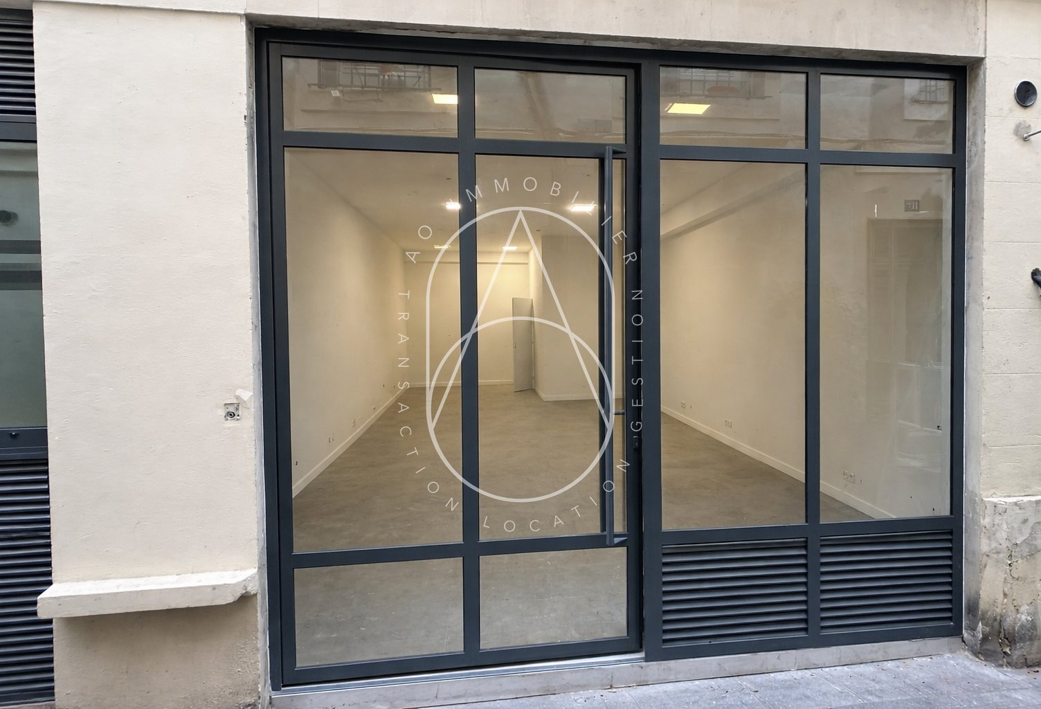 Murs commerciaux — photo 1
