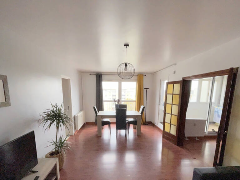A vendre Dpt (77) appartement P3 67 m2 avec ascenseur  Damma — photo 1
