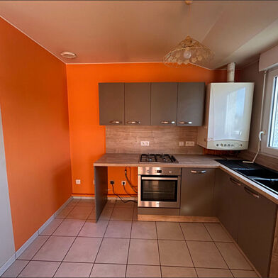 Appartement 3 pièces 660 €