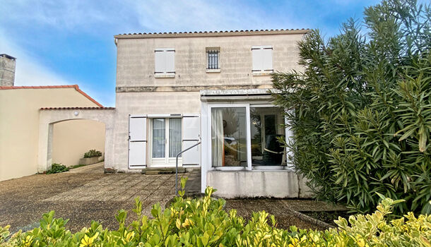 Villa / Maison 4 pièces  à vendre Rochefort 17300