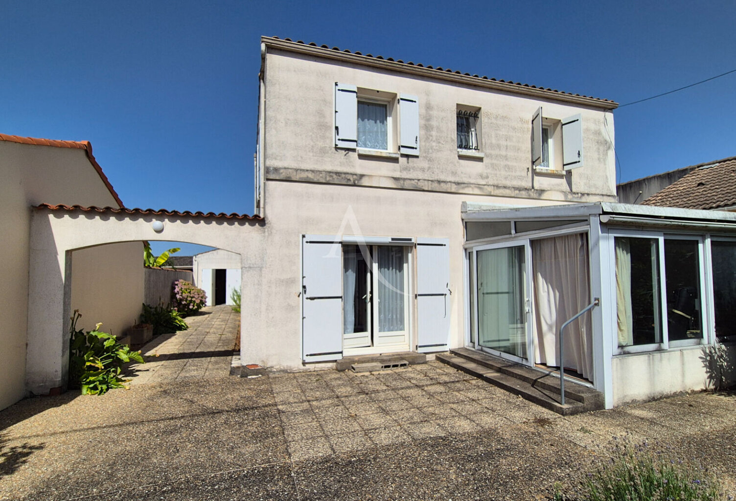 Maison Rochefort 4 pièce(s) 129.7 m2 — photo 1