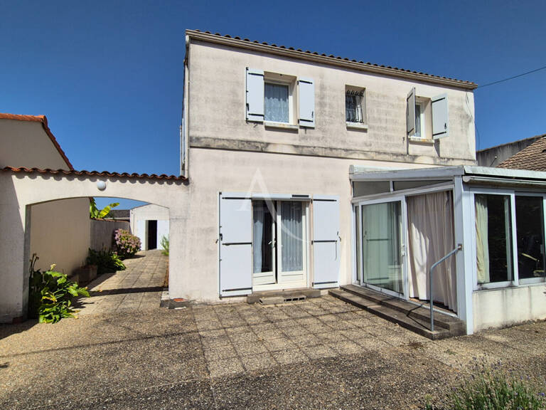 Maison Rochefort 4 pièce(s) 129.7 m2 — photo 1
