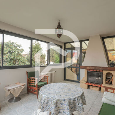 Maison 8 pièces 975000 €