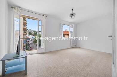 Appartement 3 pièces 180000 €