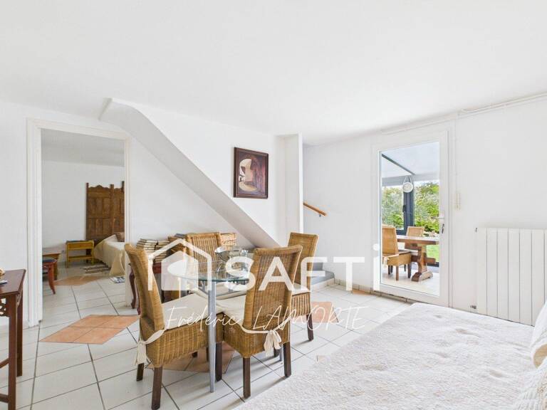 Séjour traversant de 53m2, 4 chambres, garage, jardin — photo 1