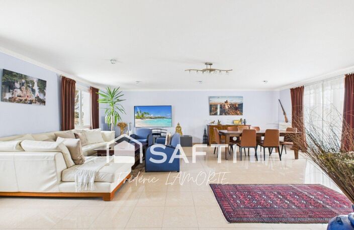 Séjour traversant de 53m2, 4 chambres, garage, jardin — photo 2