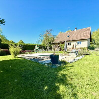 Maison 6 pièces 317800 €