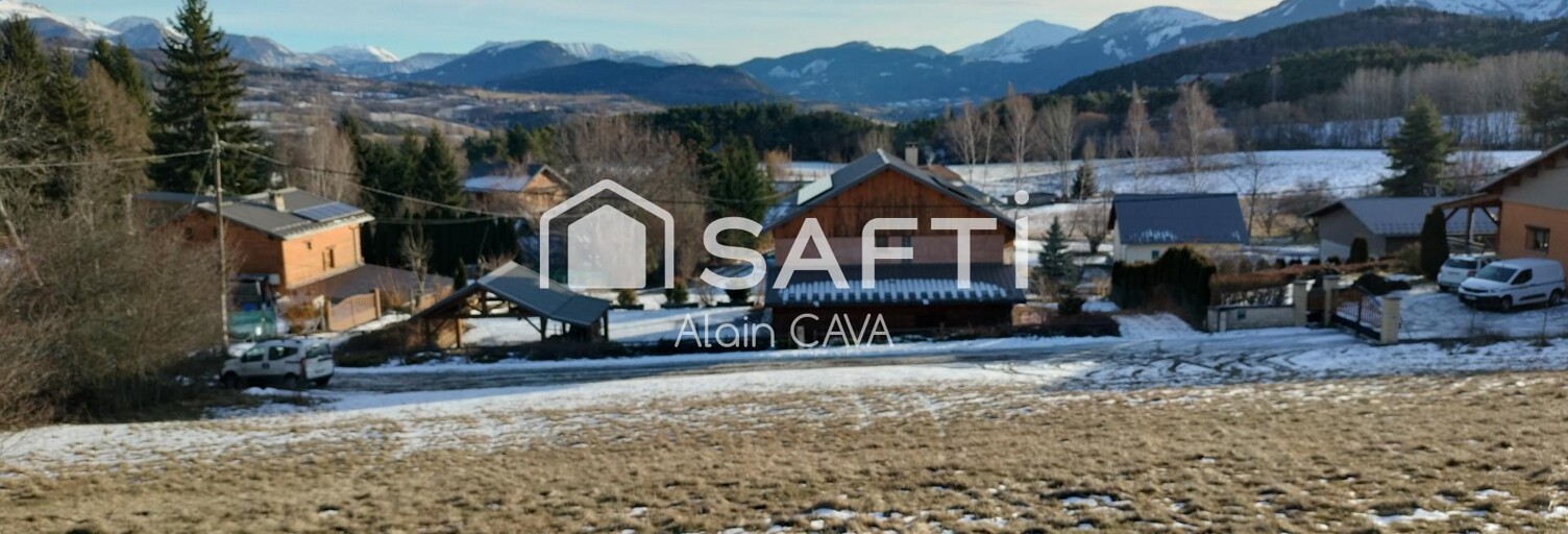 Terrain  1581 m² à vendre à Montclar (04140)