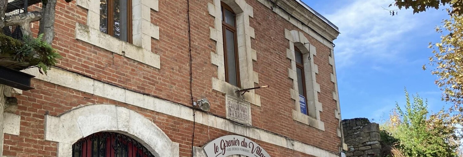 Immeuble  600 m² à vendre à Gourdon (46300)