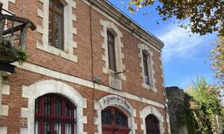 Immeuble  600 m² à vendre à Gourdon (46300)