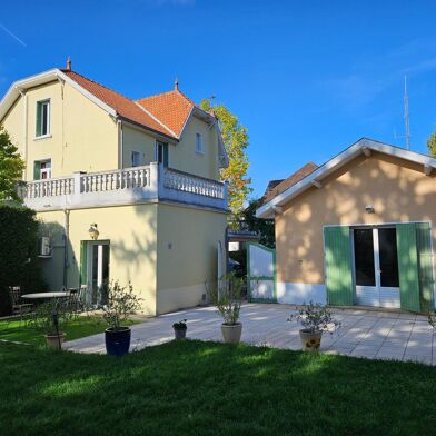 Maison 9 pièces 395000 €