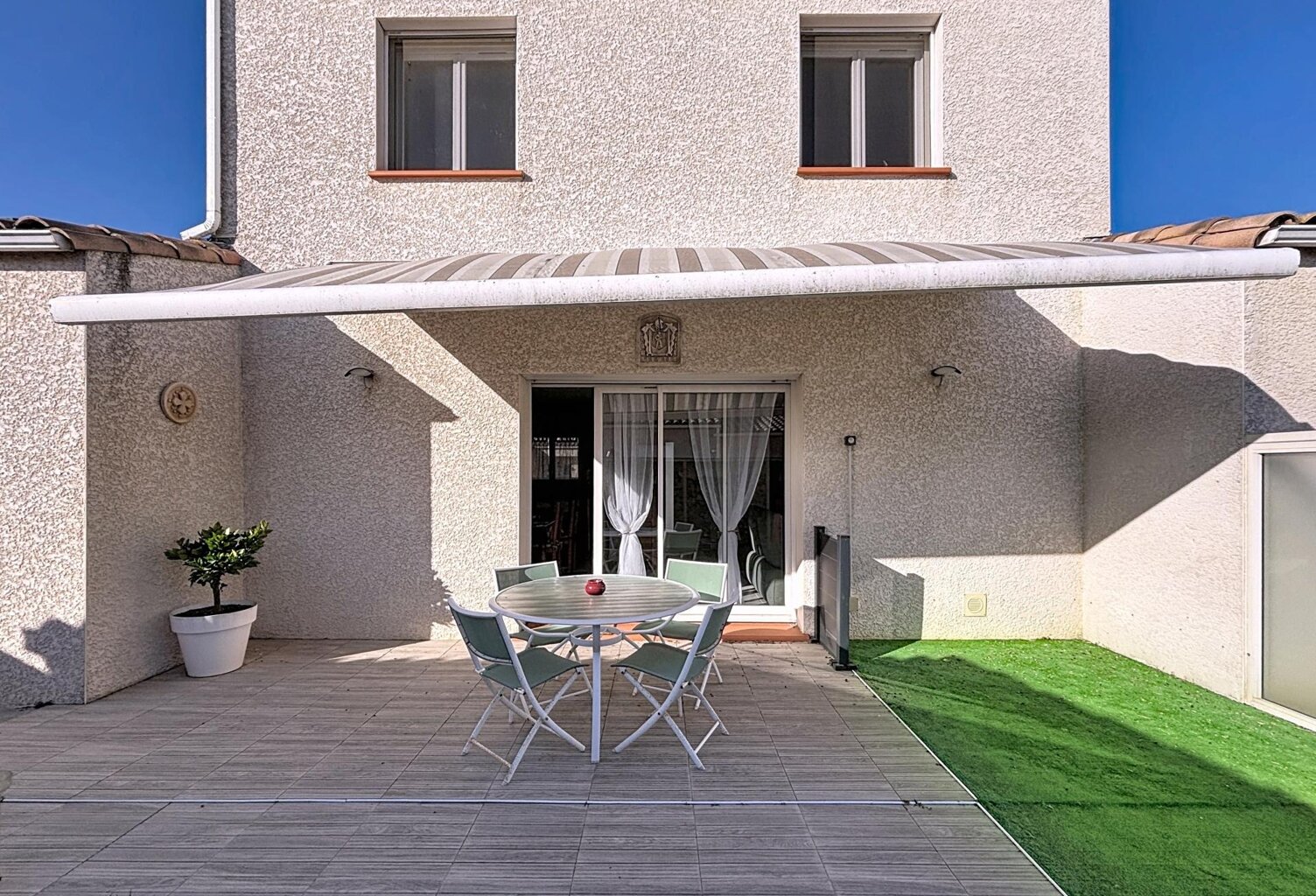 Maison récente de 2017  127 m² habitables avec garage et atelier — photo 1