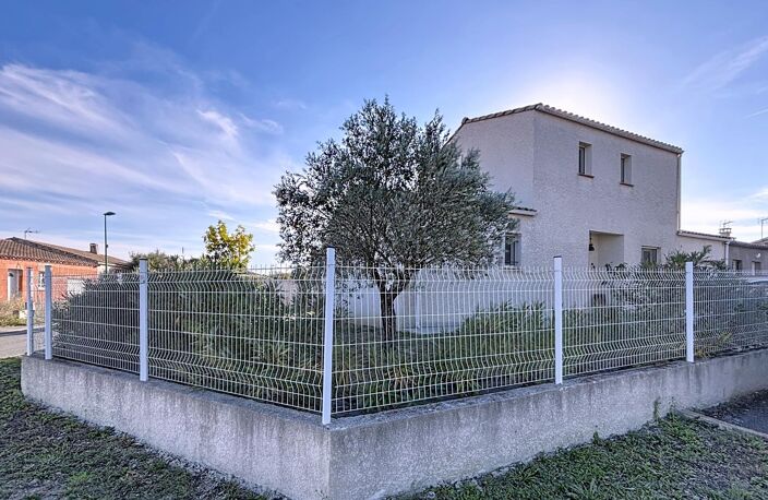 Maison récente de 2017  127 m² habitables avec garage et atelier — photo 2