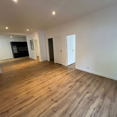 Appartement 3 pièces 1070 €