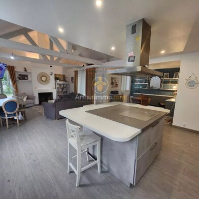 Maison 7 pièces 568000 €