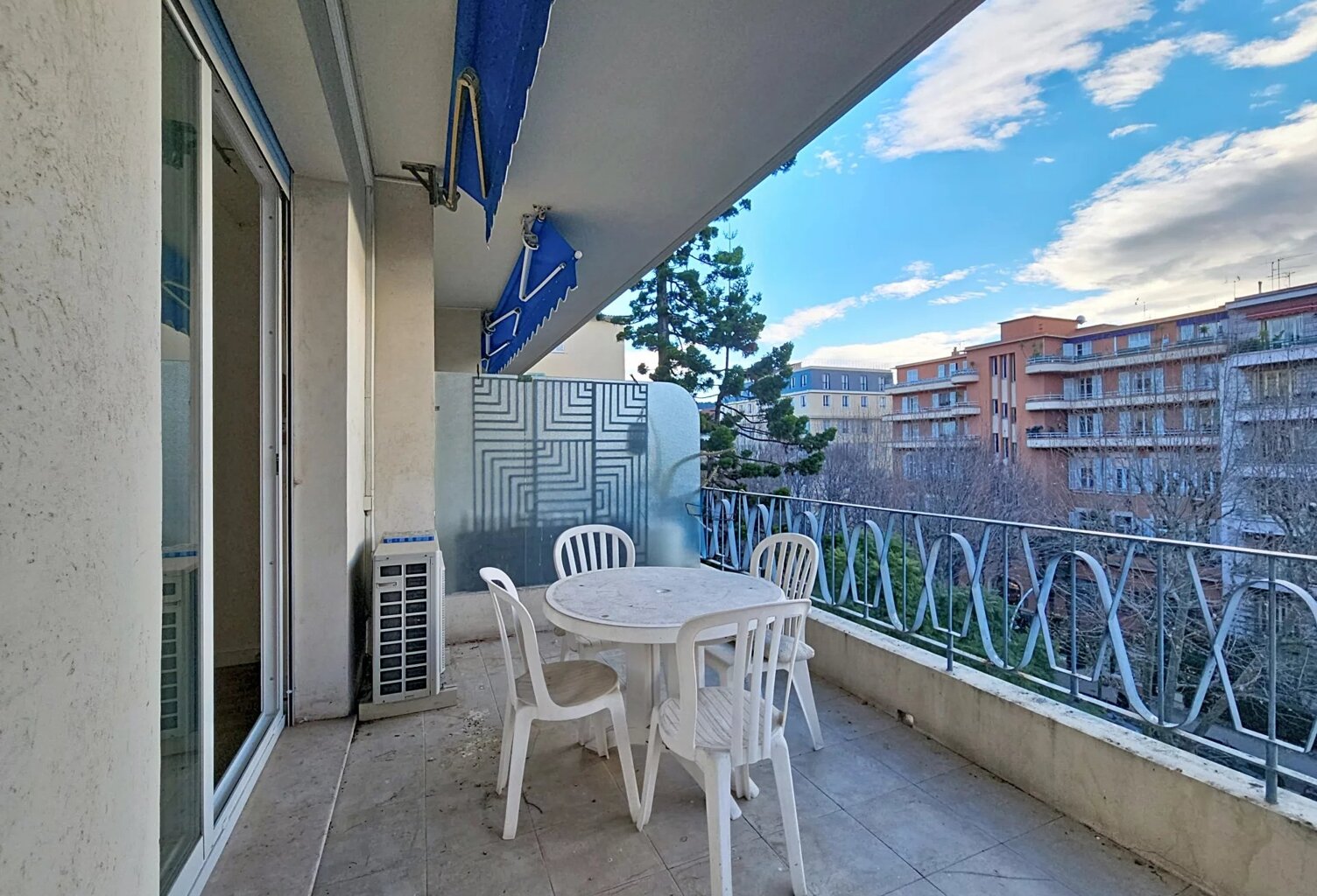 Vente appartement   Nice (06000) — photo 1