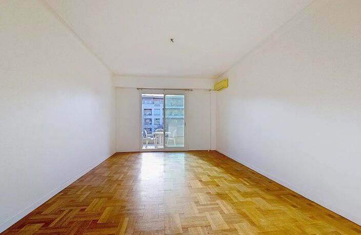 Vente appartement   Nice (06000) — photo 3