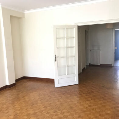 Appartement 3 pièces 1020 €