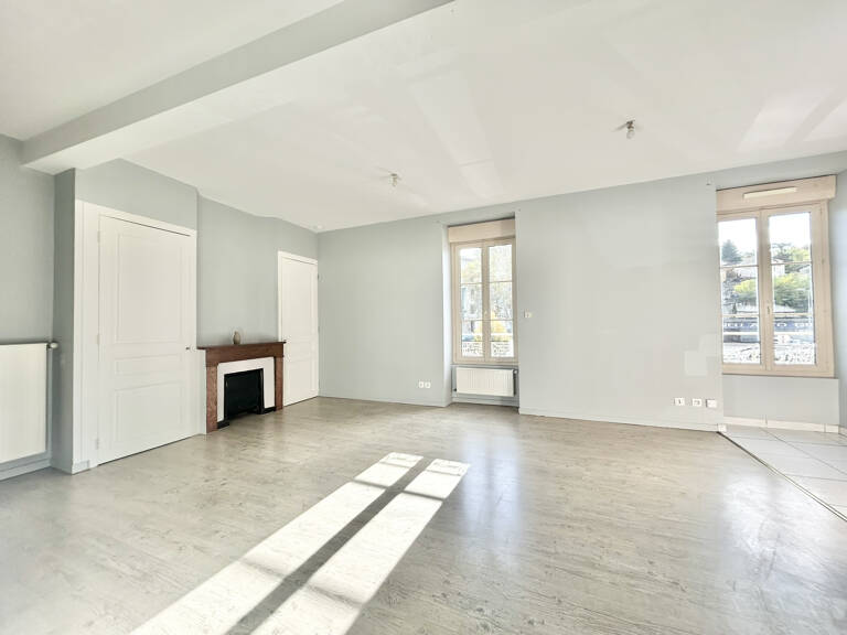 T4 DUPLEX - CENTRE RIVE DE GIER — photo 1