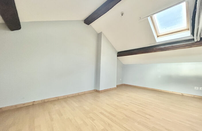 T4 DUPLEX - CENTRE RIVE DE GIER — photo 5
