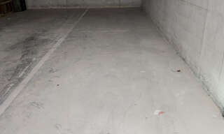 Garage  28 m² à louer à Lambesc (13410)