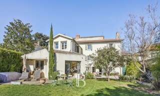 Maison 10 Pièces 270 m² à vendre à Tassin-la-Demi-Lune (69160)