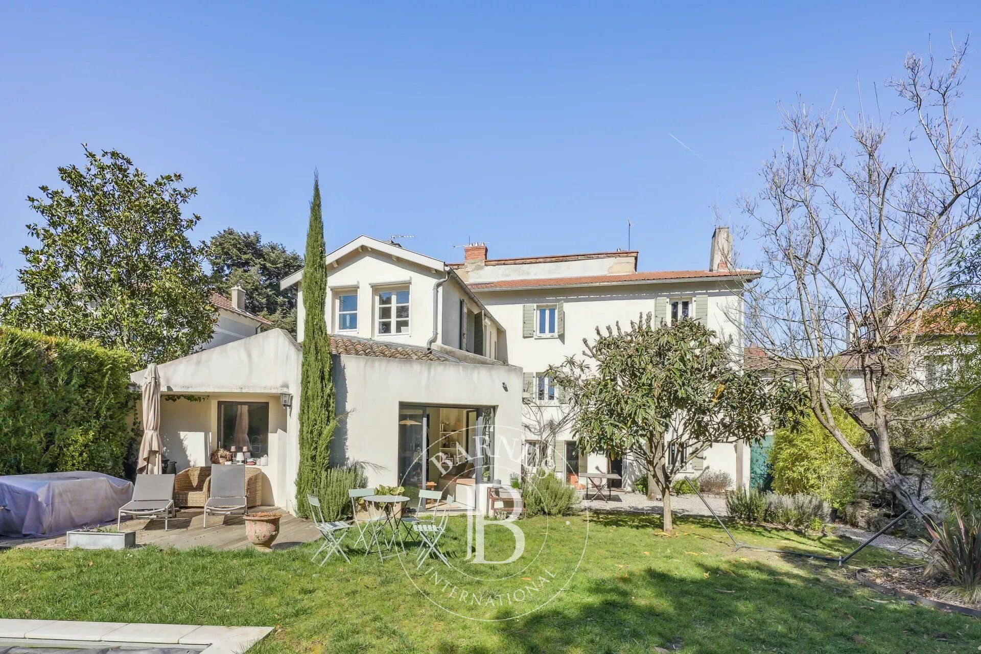 Maison T T10