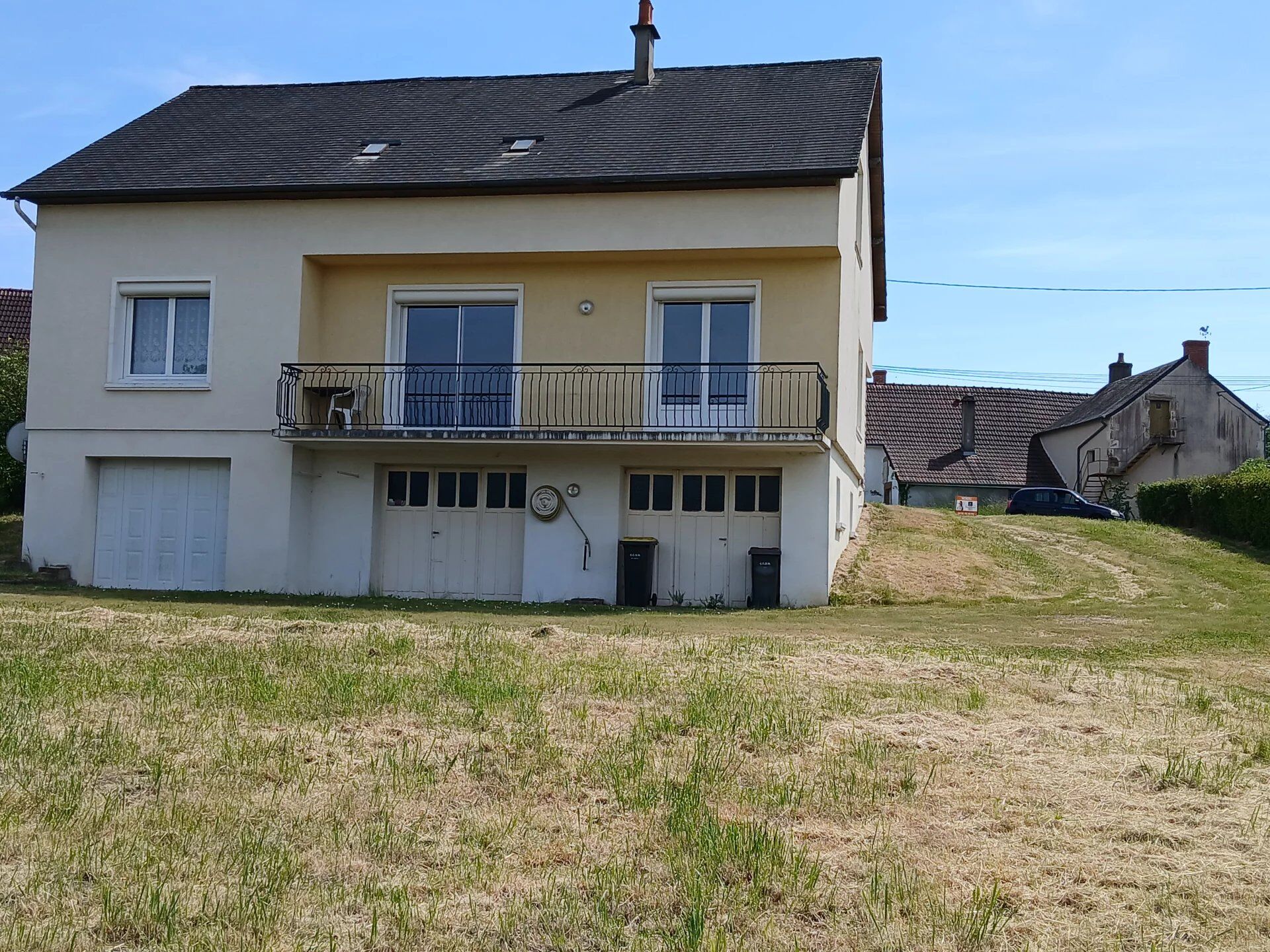Maison 8 pièces 159 m² · à La Machine · 159 m² · 119 000 €