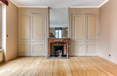 Lyon 7eme - Place Jean Macé: Un hôtel particulier d'exceptio — photo du bien