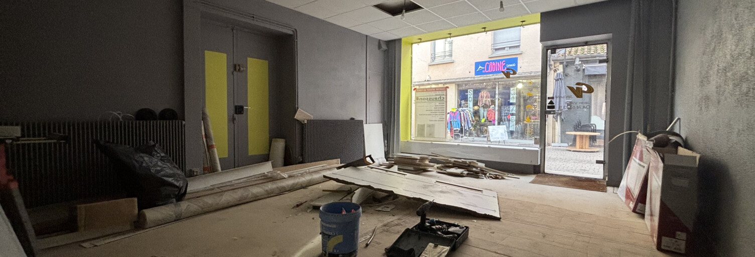 Commerce  76 m² à louer à Tarare (69170)