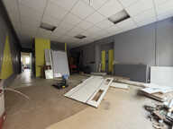 Local commercial avec vitrine — photo 2